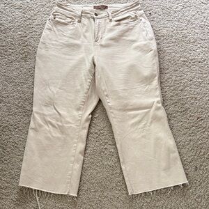 Judy Blue Elegant Cream Flare Jeans for Women - High Rise - cropped jeans